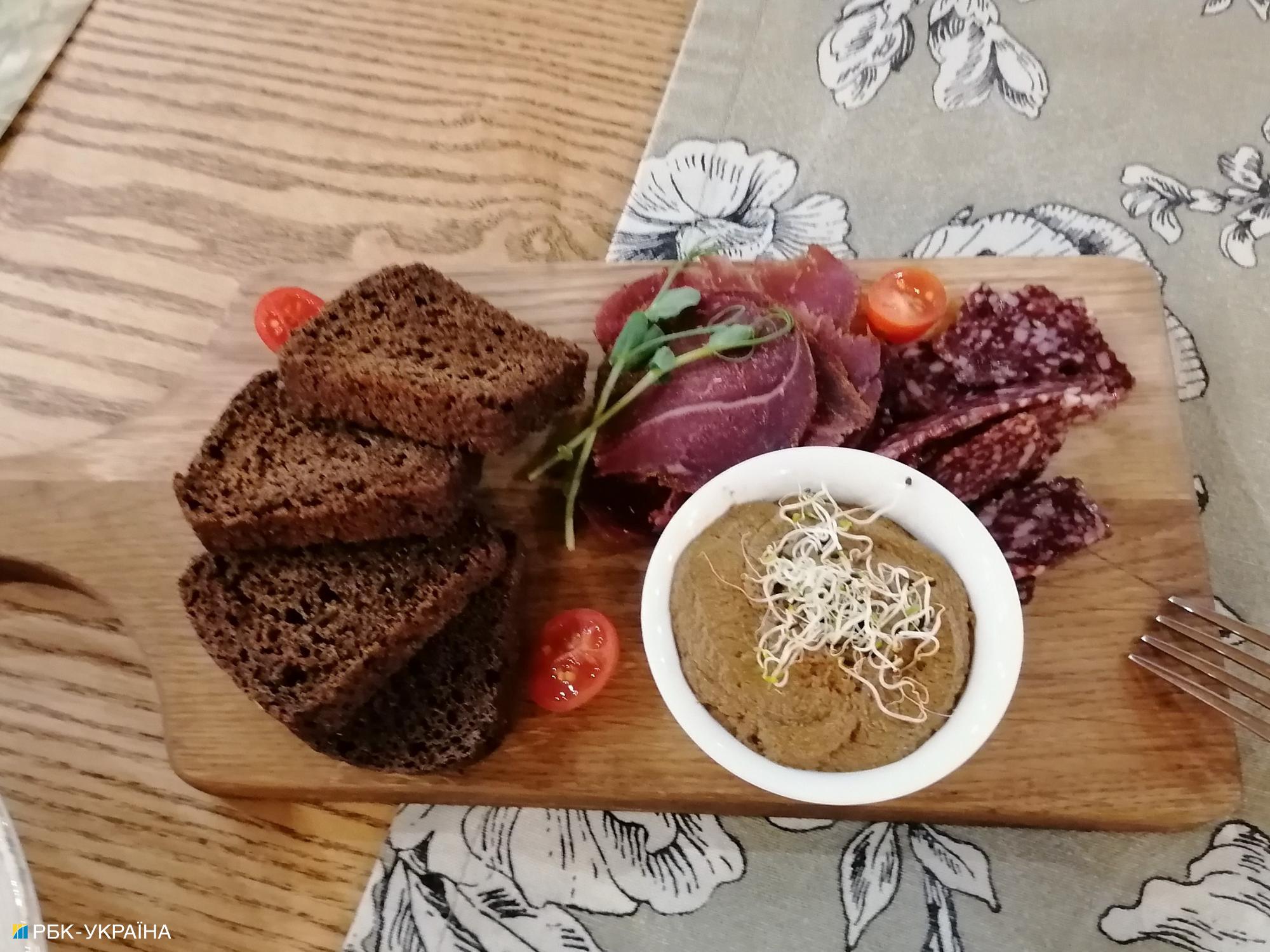 Долина страусів, льодяне озеро та локальні продукти. Ідеальний маршрут Київщиною для зимових вихідних